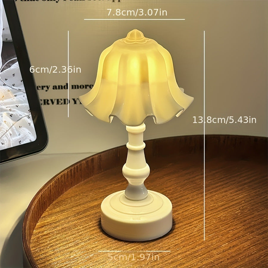 Simple Decorative Cute Table Lamp